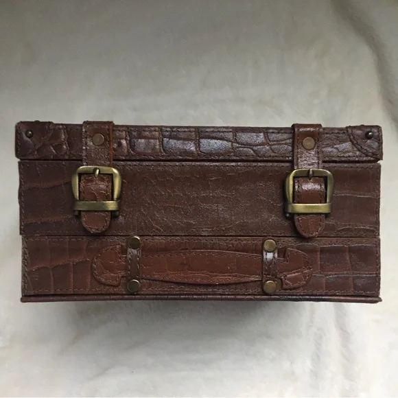 NWT Leather watch organizer bracelet holder jewelry box